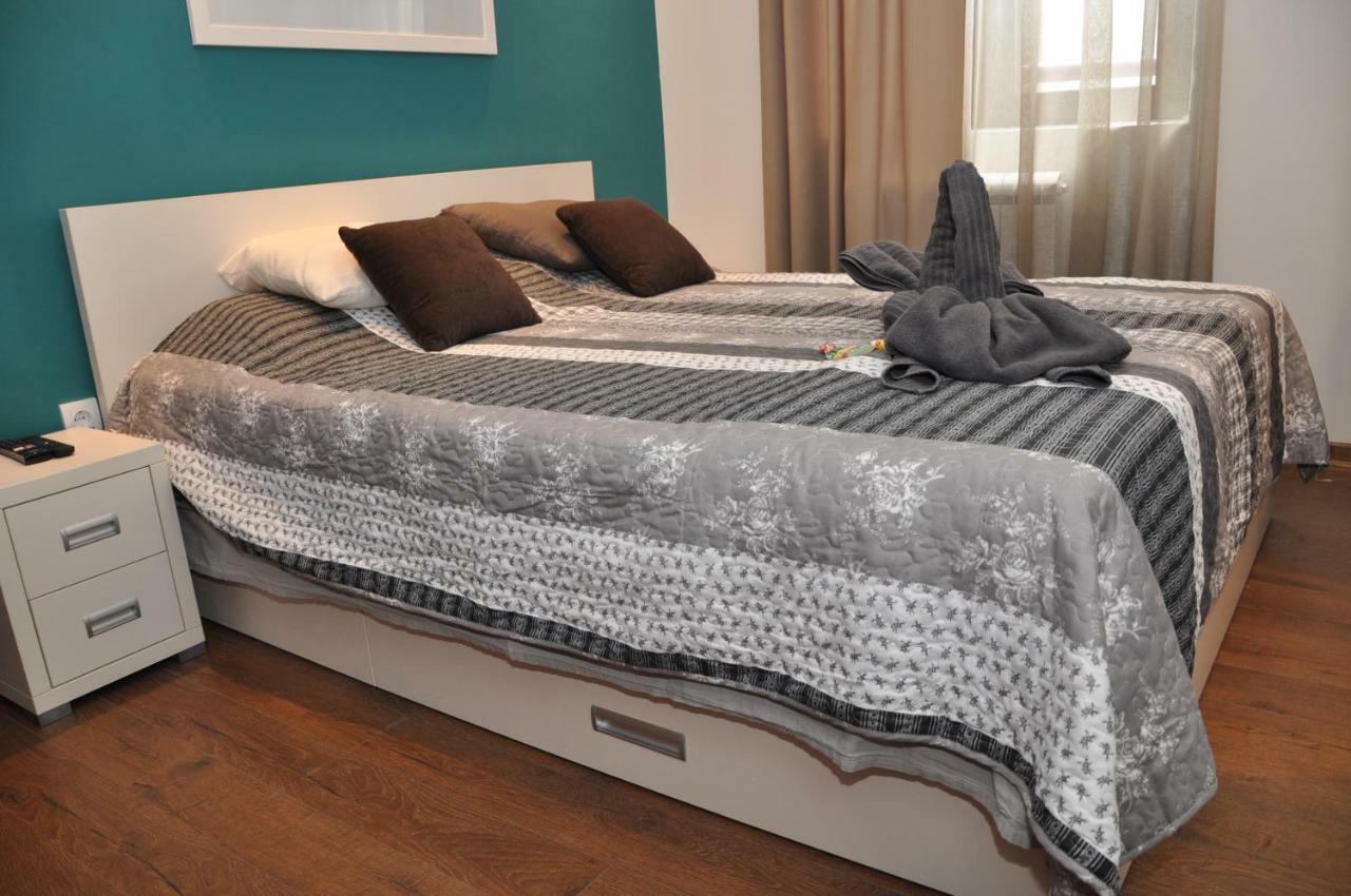 Lux Apartman ชาชาค ภายนอก รูปภาพ