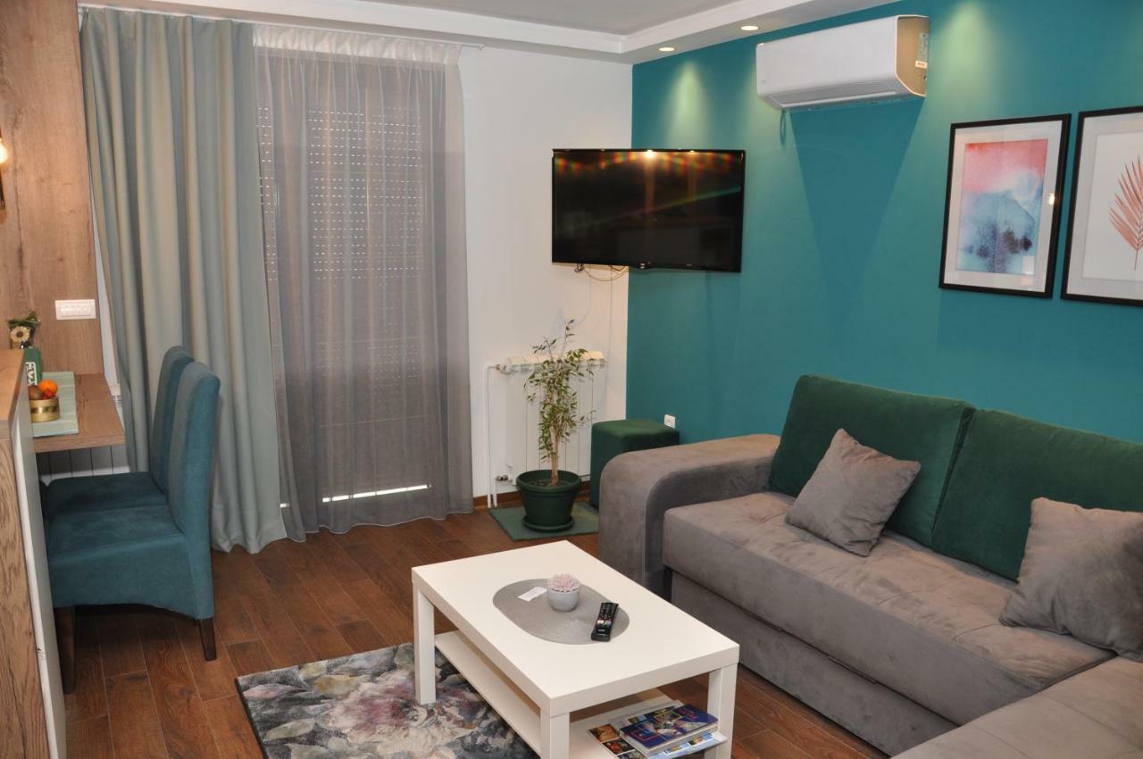 Lux Apartman ชาชาค ภายนอก รูปภาพ